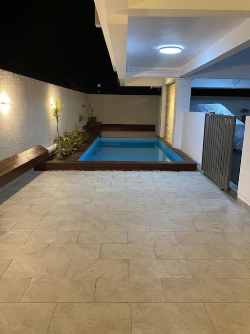 Modern Flat In Flic En Flac-Walk To The Beach Exterior photo